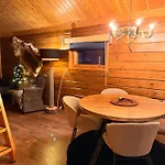 公寓式酒店 Napakettu Village 卡里加斯涅米