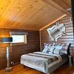 Napakettu Village Apartmanhotel Karigasniemi